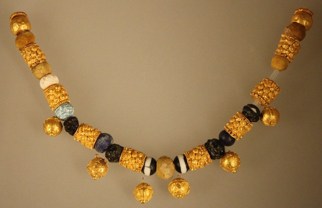 A Roman necklace in gold and glass paste, 6-5 BCE. From a sarcophagus at Fidene, Rome. Palazzo Massimo, Rome.
