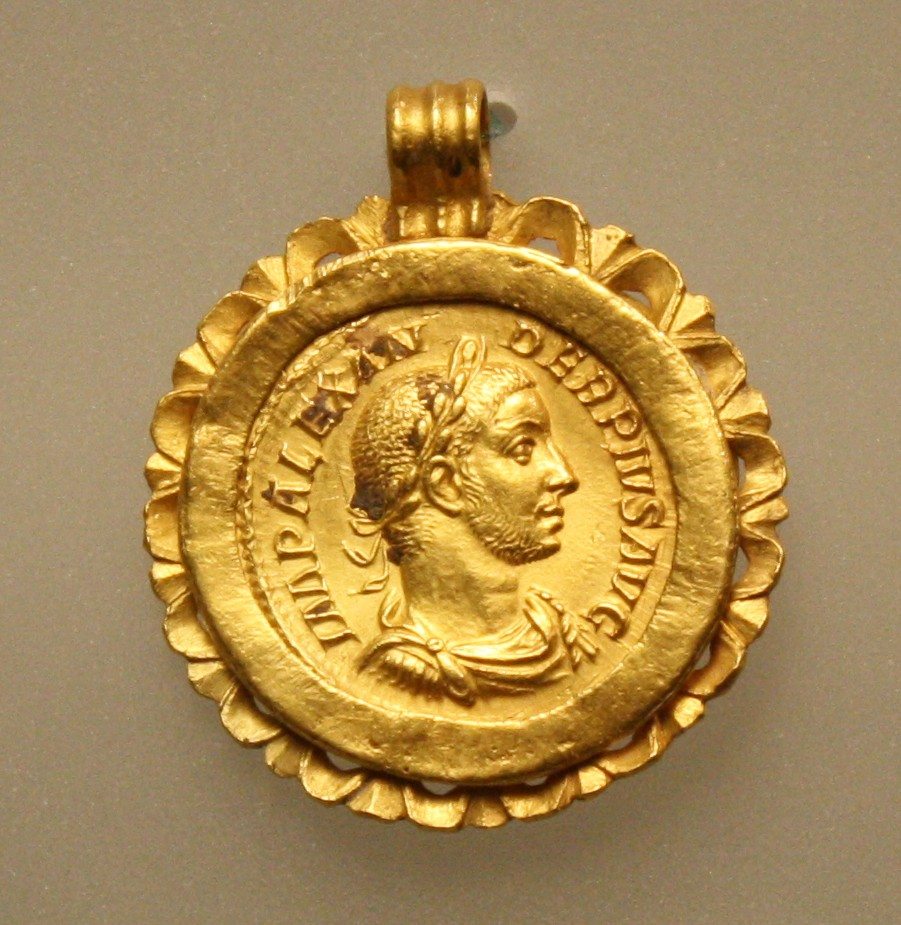 10 Ancient Gold Jewellery Pieces – World History et cetera