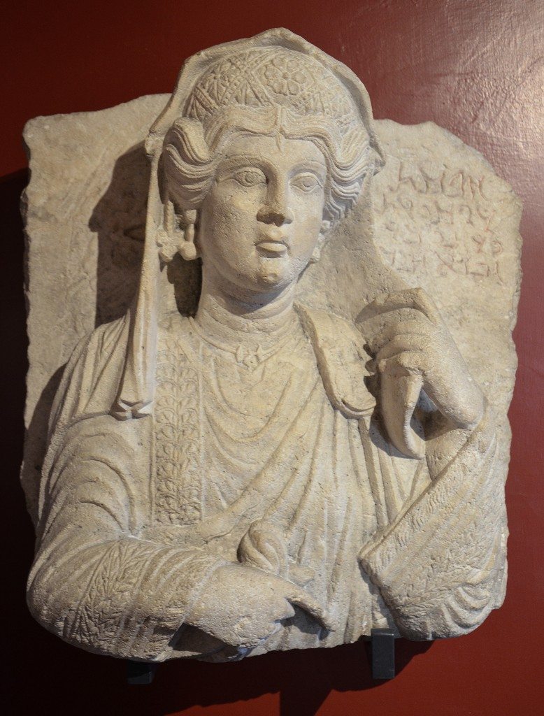 Funerary bust of a woman from Palmyra, Roman Imperial period, 3rd century AD Vatican Museums, Rome. Carole Raddato CC BY-SA