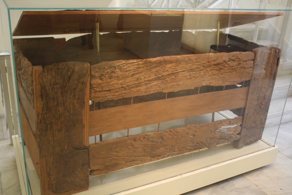 A 4th century wooden coffin from Aigaleo
