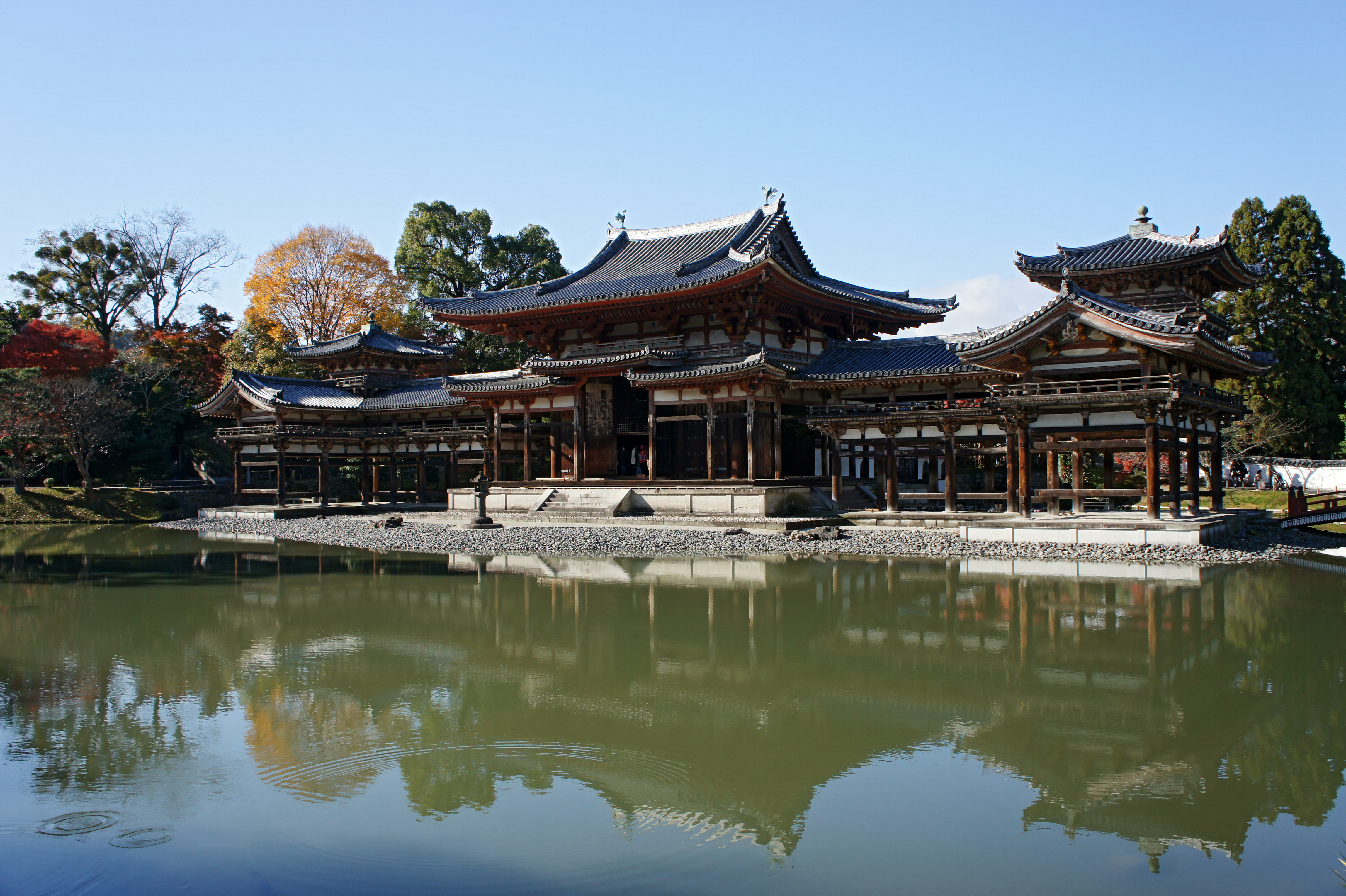 Byodo-in's Phoenix Hall is a Japan's National Treasure in Uji, Kyoto prefecture, Japan. It was built in 1153 CE. Byodo-in was registered as part of the UNESCO World Heritage Site "Historic monuments of ancient Kyoto." (CC BY 2.5. Created: 27 November 2010.)