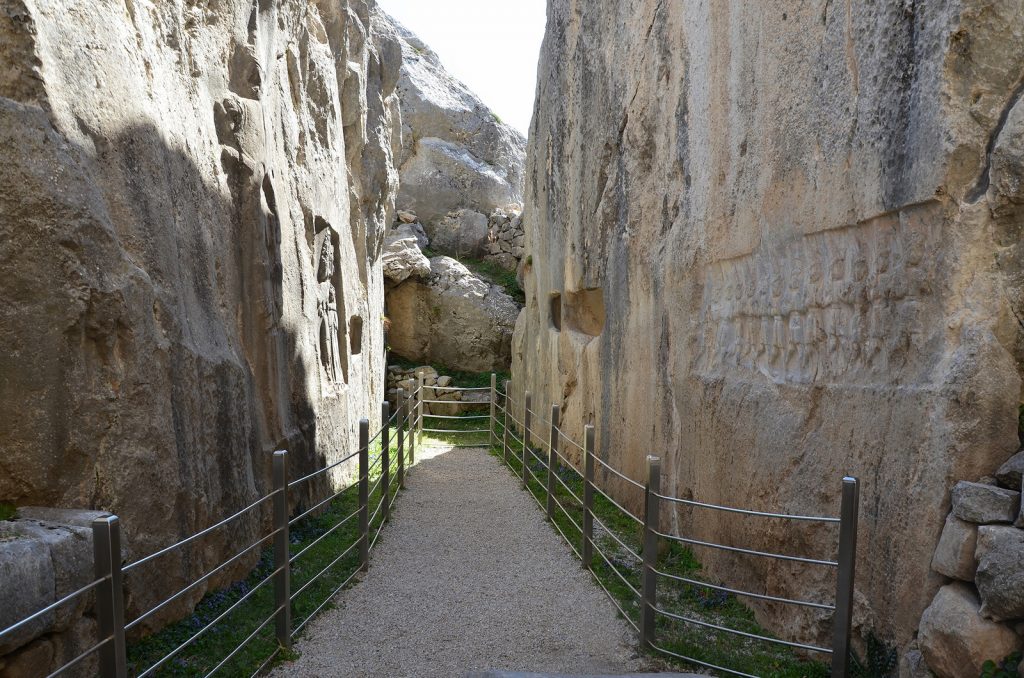 Chamber B. The narrow gallery is thought to be a memorial chapel for Hittite king Tudhaliya IV, dedicated by his son Suppiluliuma II.