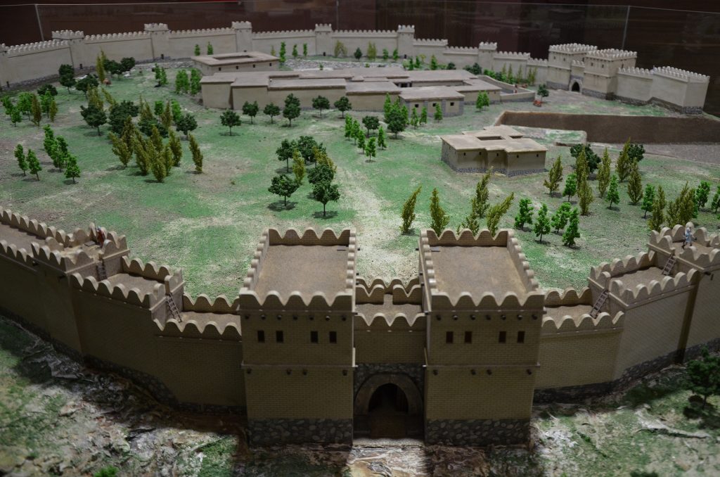 Model of Hittite city of Alacahöyük.